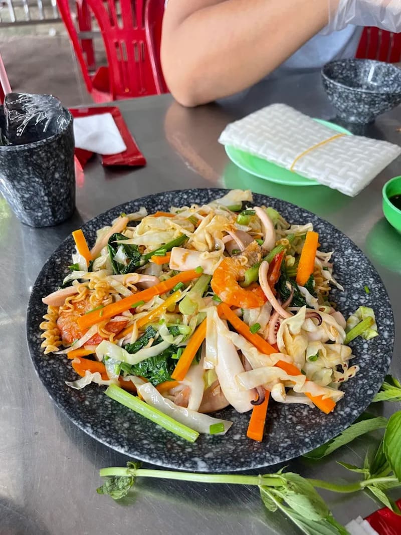 Nhà hàng Núi Lở, không gian ẩm thực đặc biệt tại Dầu Tiếng 6