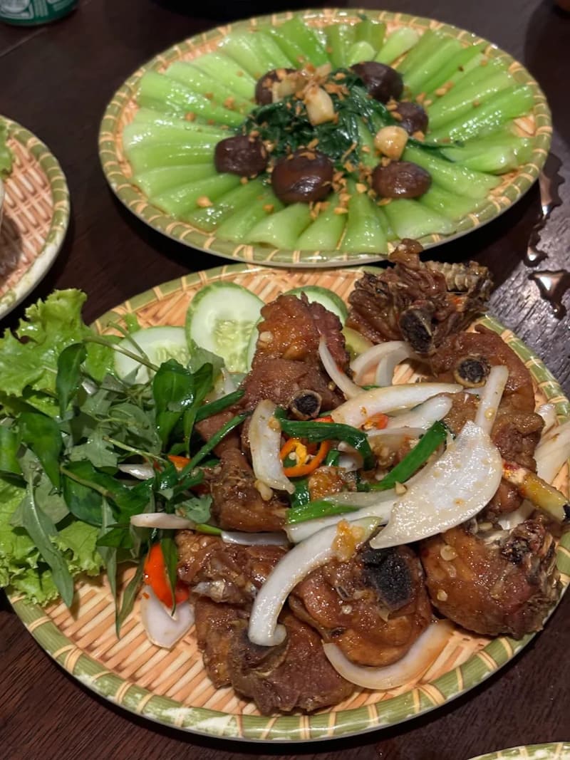 Nhà hàng Ớt Hiểm Nha Trang: Nơi tôn vinh hương vị quê nhà 7