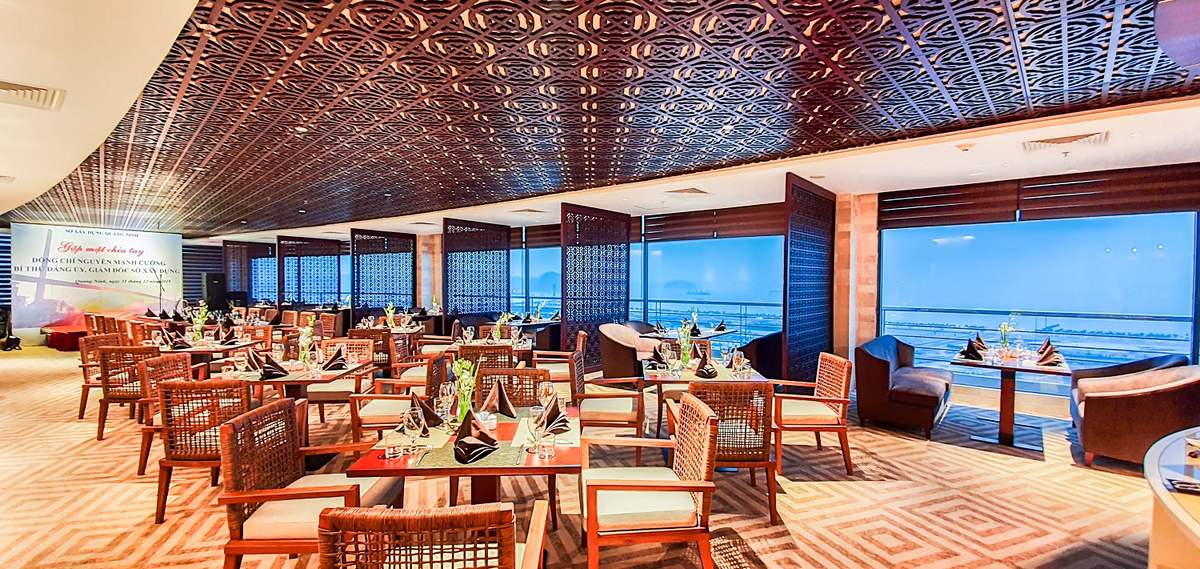 Nhà hàng Panorama Hạ Long – Thưởng thức ẩm thực với view ngắm cảnh cực xịn 3