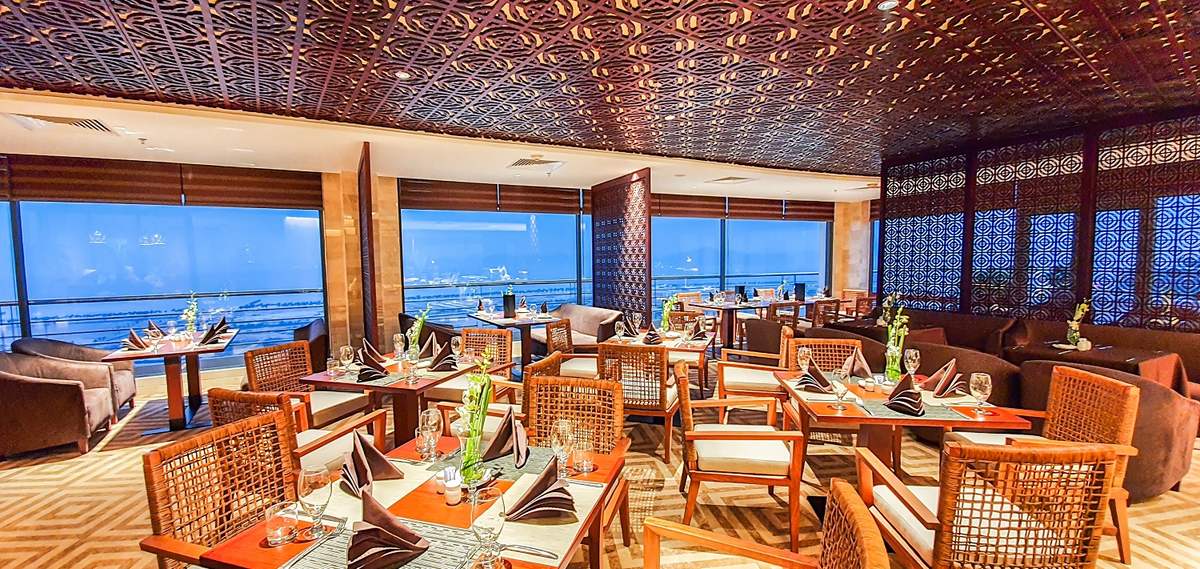 Nhà hàng Panorama Hạ Long – Thưởng thức ẩm thực với view ngắm cảnh cực xịn 6