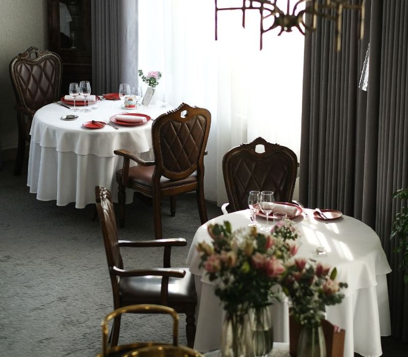 Top nhà hàng quận 2 sang trọng đáng thử nhất (cập nhật 11.2025) 3