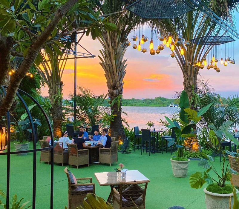 Top nhà hàng quận 2 sang trọng đáng thử nhất (cập nhật 11.2025) 7