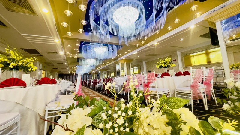 Trải nghiệm tại top 8 nhà hàng quận 4 với không gian ẩm thực ấn tượng 8