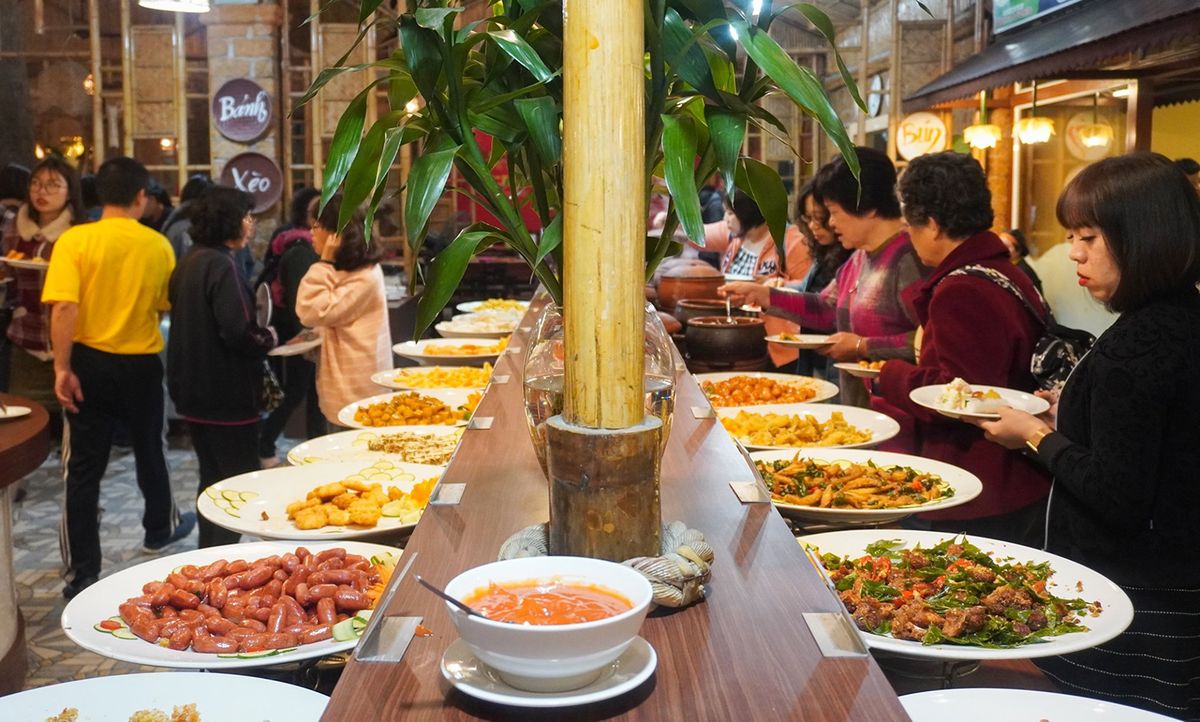 Nhà hàng Sen Á Đông Hạ Long - Buffet hải sản sang, xịn, mịn 5