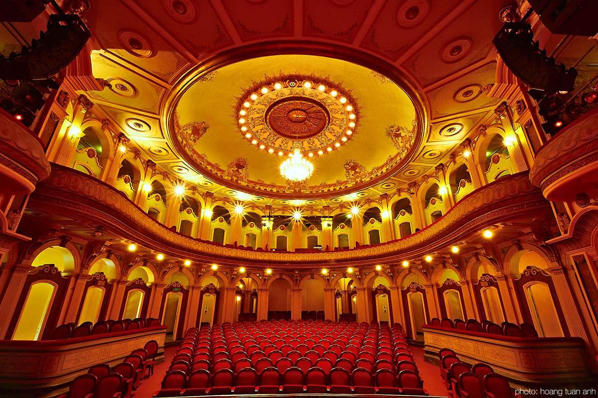 Nhà hát lớn Hải Phòng - Biểu tượng của thành phố cảng 9
