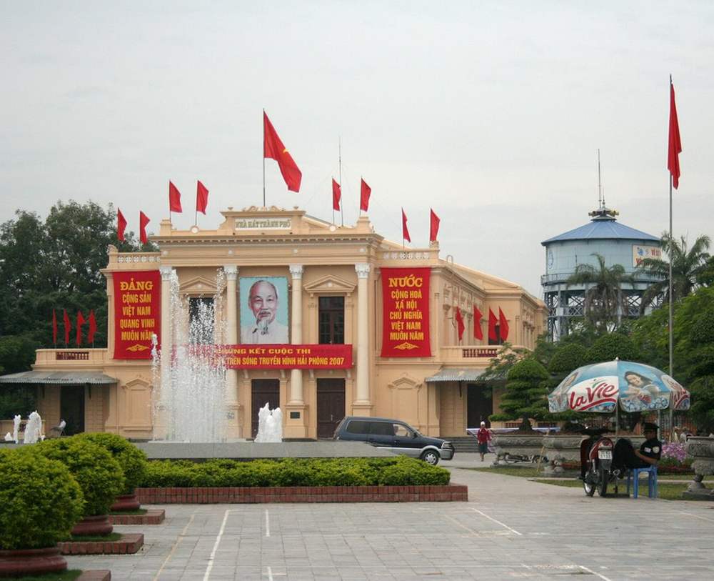 Nhà hát lớn Hải Phòng - Biểu tượng của thành phố cảng 7