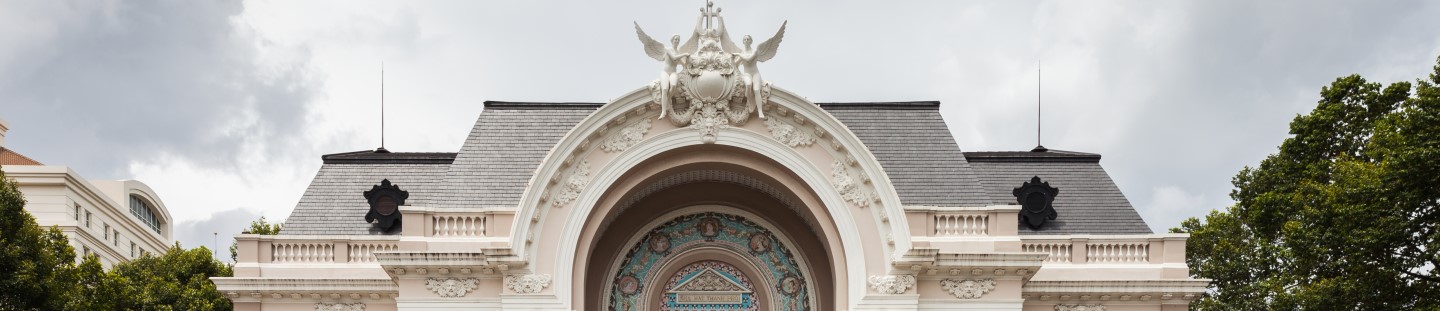 Ho Chi Minh City Opera House: Regular Performing Arts & Architectural Exploration
