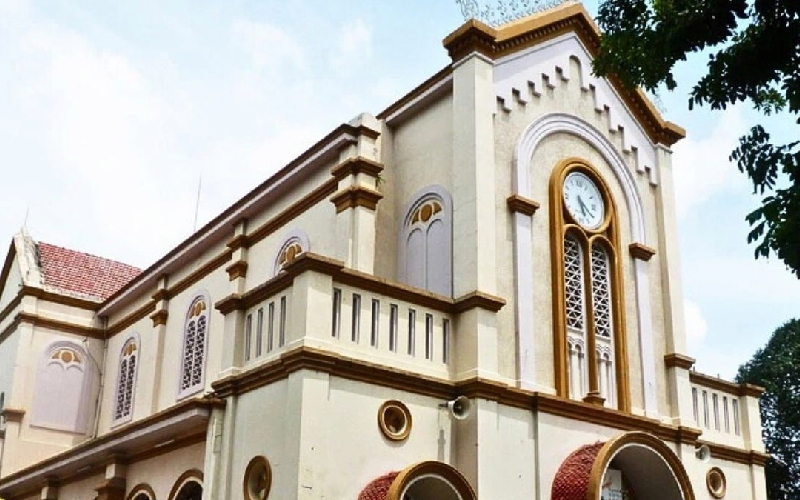 Nhà thờ Chí Hòa: Biểu tượng Gothic giữa lòng Sài Gòn 5