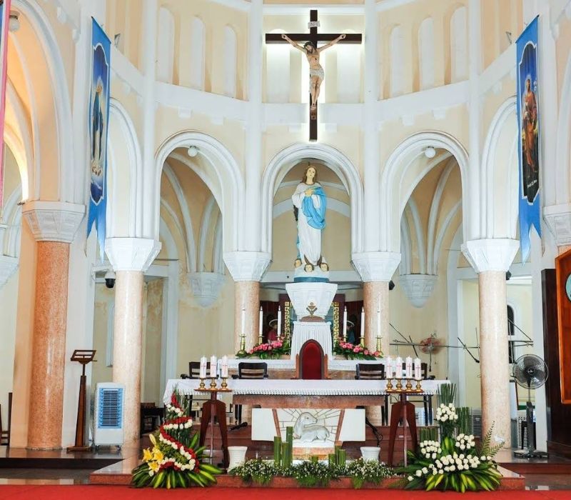 Nhà thờ Chính tòa Quy Nhơn với tháp chuông cao vút độc đáo 7