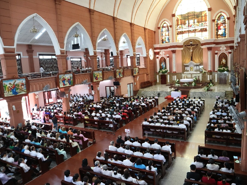 Nhà thờ Fatima: Trung tâm hành hương nổi tiếng tại Thủ Đức 6