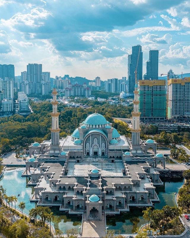 Ấn tượng trước Nhà thờ hồi giáo Federal Territory Mosque 3