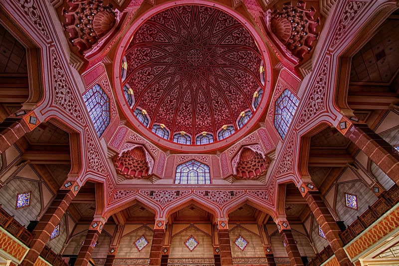 Ngôi thánh đường màu hồng Putra Mosque nguy nga, tráng lệ 5