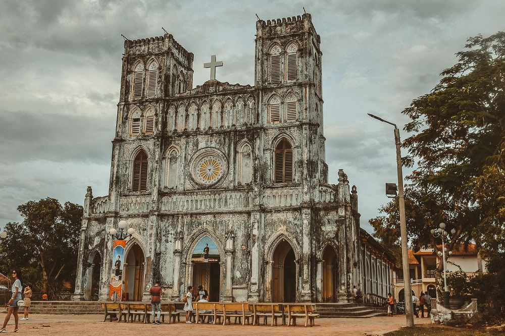 Nhà thờ Mằng Lăng Phú Yên - Dấu tích kiến trúc Gothic cổ xưa 5