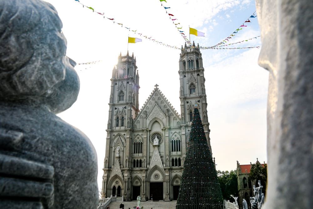 Khám phá Giáo xứ Song Vĩnh, vẻ đẹp đậm nét châu Âu giữa lòng Vũng Tàu 11