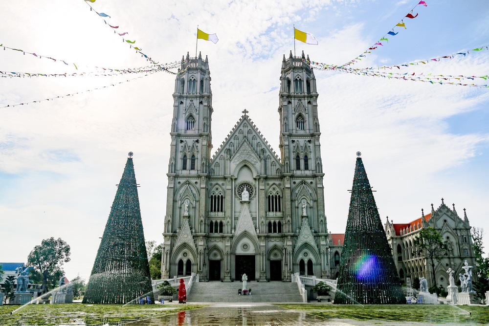 Khám phá Giáo xứ Song Vĩnh, vẻ đẹp đậm nét châu Âu giữa lòng Vũng Tàu 10