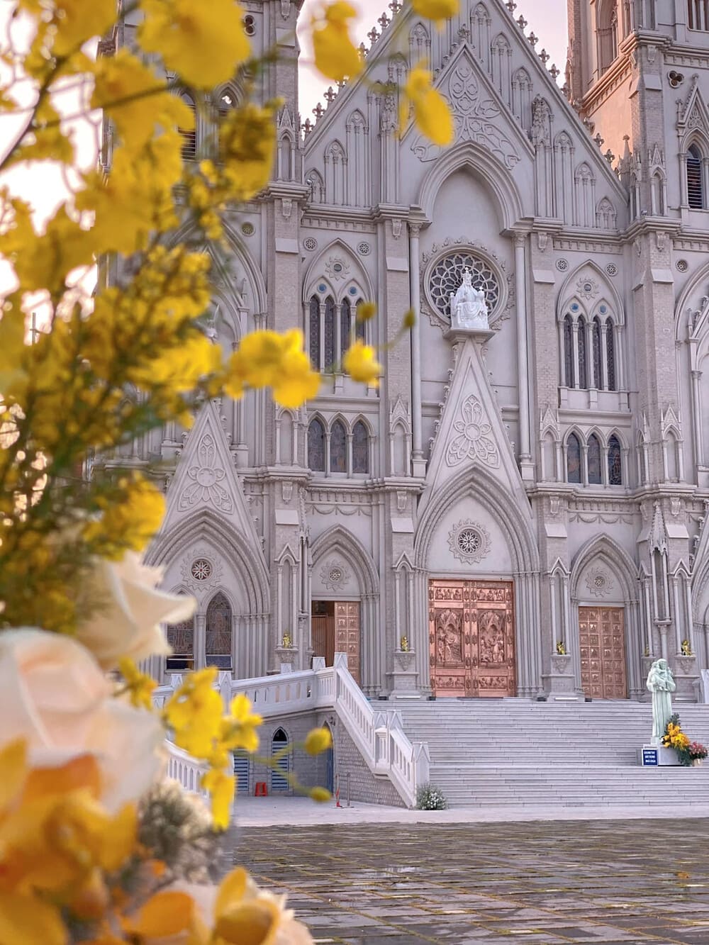 Khám phá Giáo xứ Song Vĩnh, vẻ đẹp đậm nét châu Âu giữa lòng Vũng Tàu 9