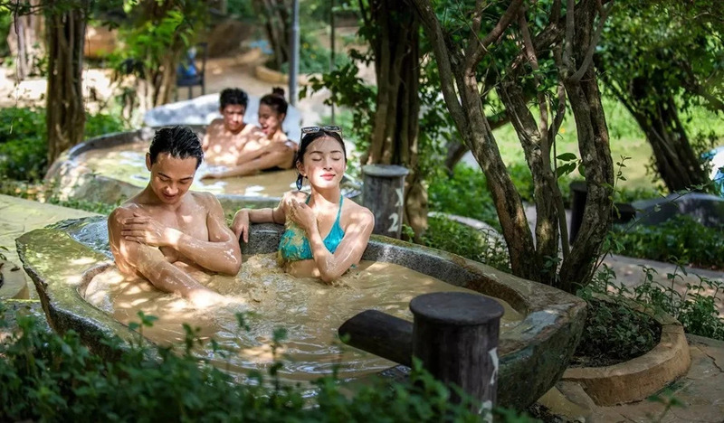 Review Nha Trang tháng 6 mùa biển xanh và lễ hội mời gọi 6