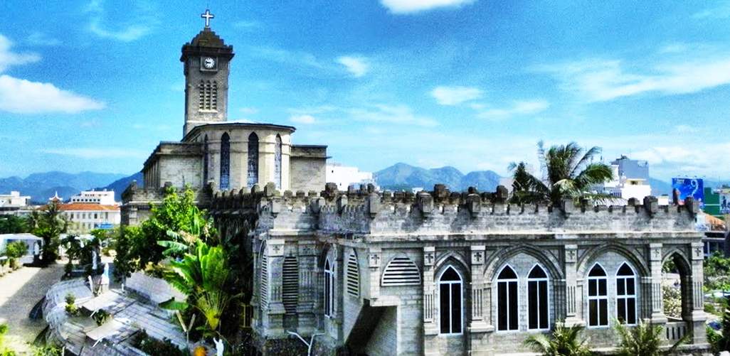 Nhà thờ Đá Nha Trang - Công trình kiến trúc tâm linh đầy ấn tượng 5
