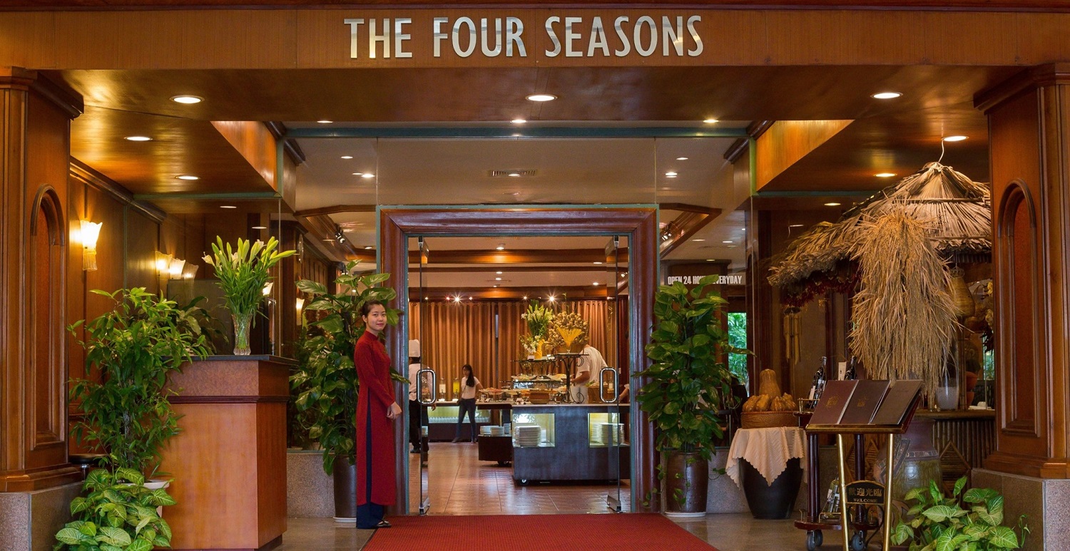 No nê với bữa tiệc buffet kết hợp món Á - Âu tại nhà hàng Four Seasons 2