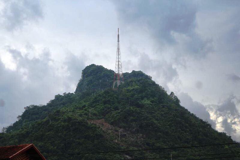 Núi Cấm Sơn Hà Giang - Chinh phục bức tranh hùng vĩ giữa lòng thành phố 5