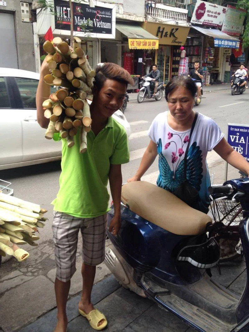 Trải nghiệm quán nước mía Hàng Điếu lâu đời giữa lòng phố cổ 6