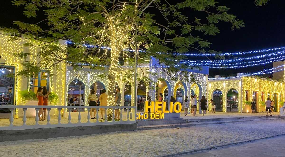 Oanh tạc chợ đêm Helio Đà Nẵng - Tổ hợp mua sắm, ẩm thực về đêm lớn nhất Đà Nẵng 18