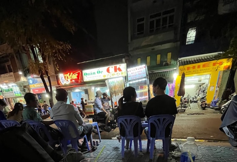 Top 15 quán ốc Sài Gòn nức tiếng ăn một lần là mê 22