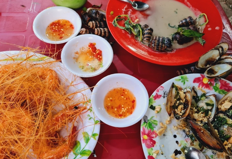Top 15 quán ốc Sài Gòn nức tiếng ăn một lần là mê 19