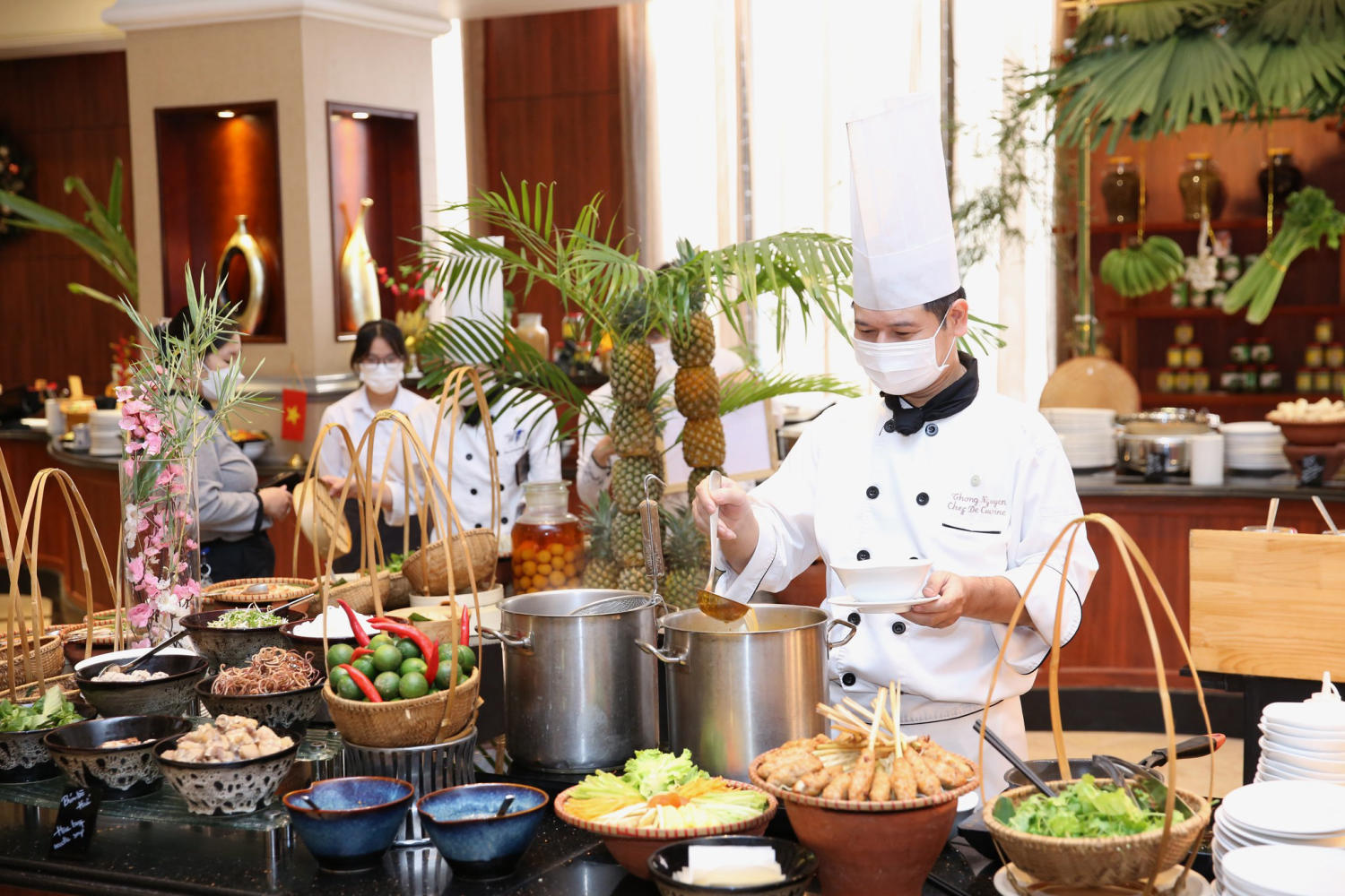 Oven D'or Restaurant - Thiên đường Buffet đẳng cấp 5 sao 3