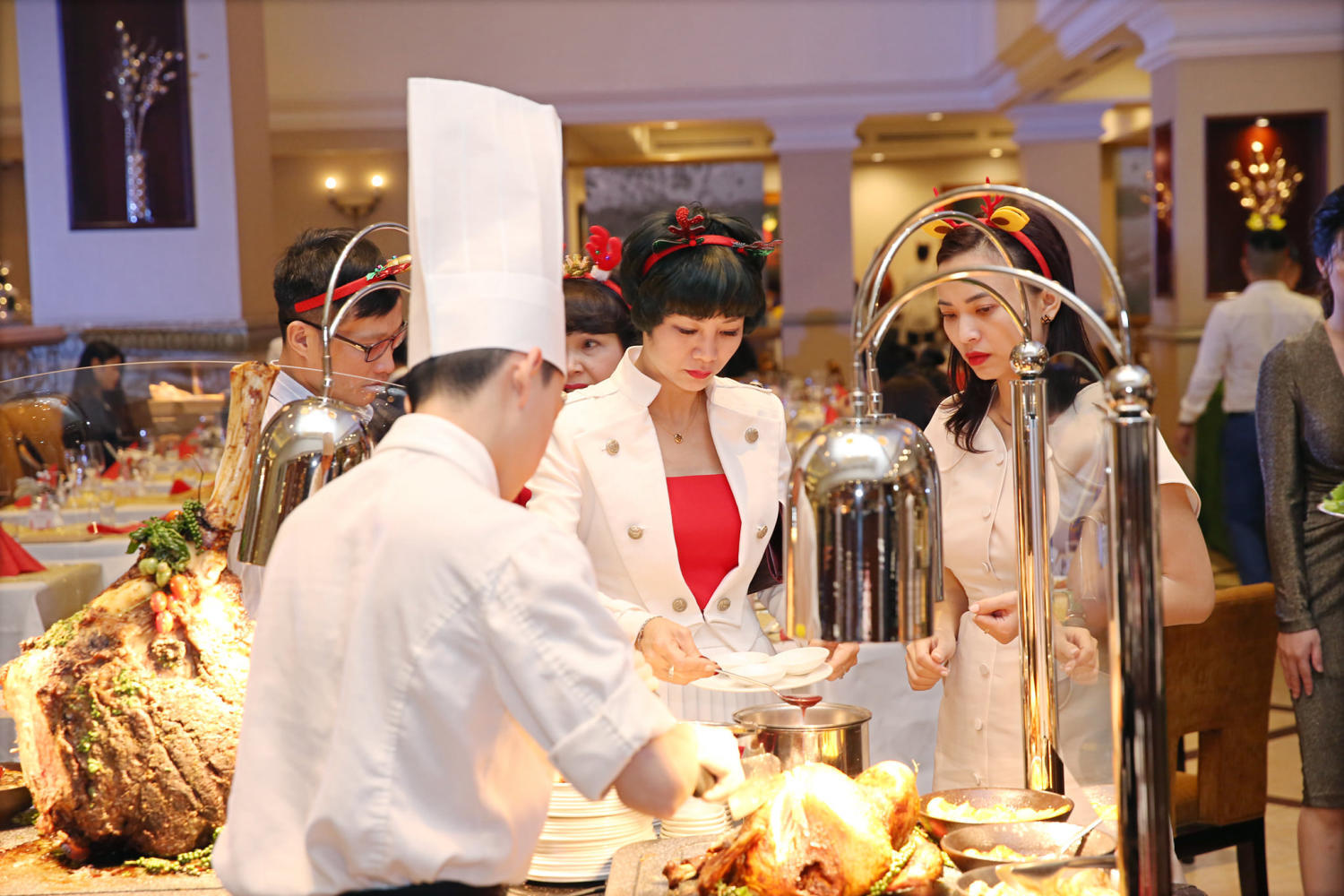 Oven D'or Restaurant - Thiên đường Buffet đẳng cấp 5 sao 10