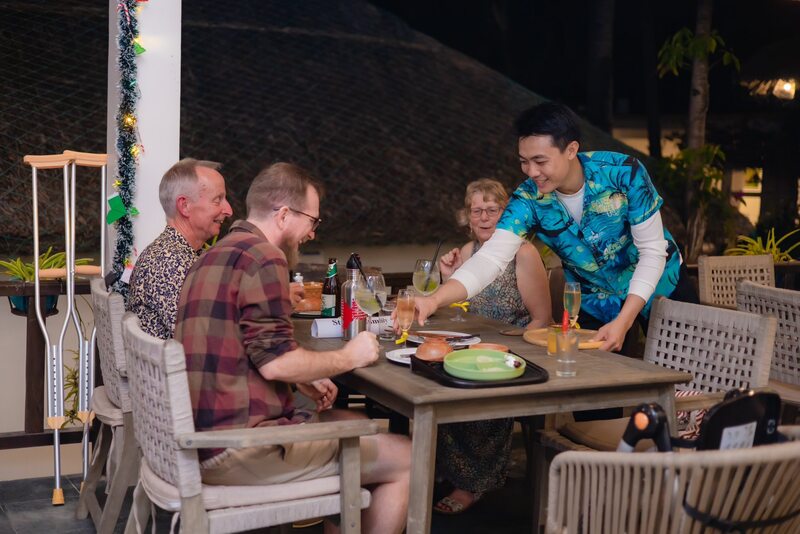 Review Paradise Resort Doc Let, thiên đường mộc mạc bên bờ biển 10
