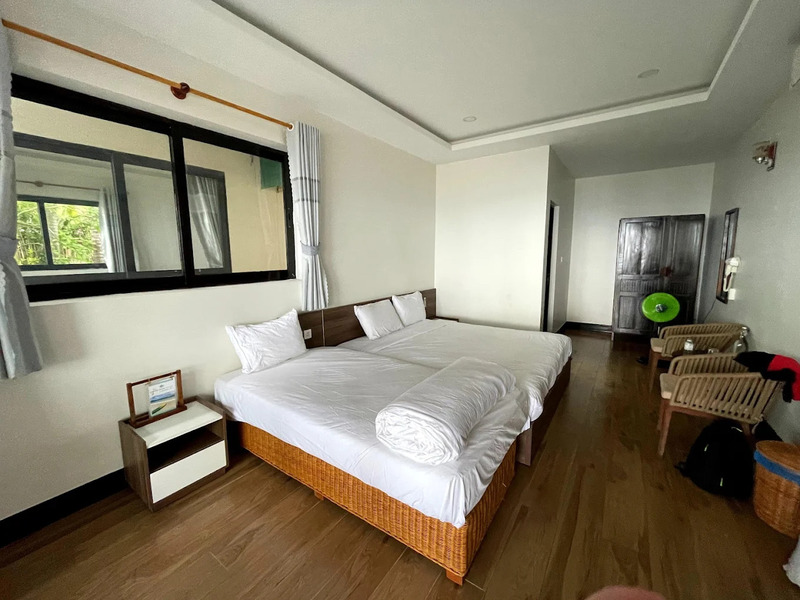 Review Paradise Resort Doc Let, thiên đường mộc mạc bên bờ biển 9