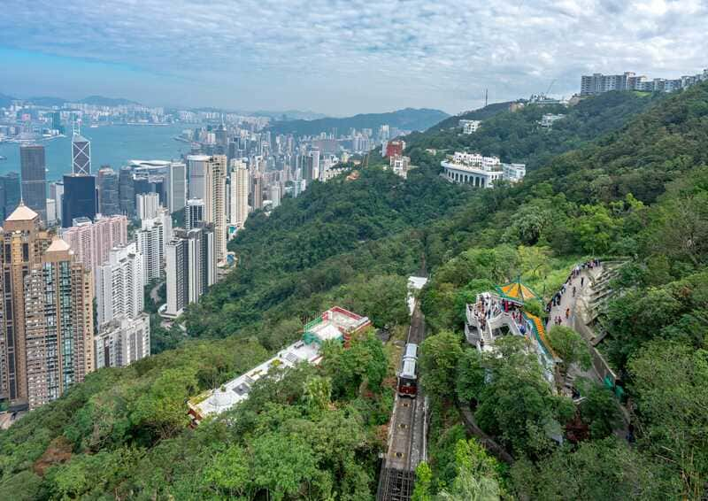 Cùng xe điện Peak Tram chinh phục du lịch Hong Kong 6