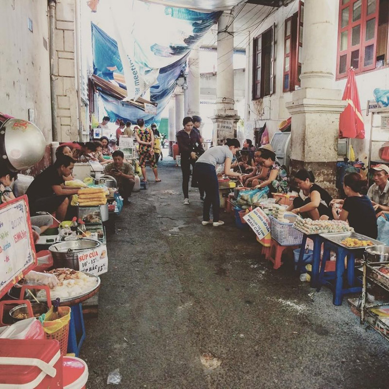 Những khu phố ẩm thực Sài Gòn nức tiếng gần xa 6