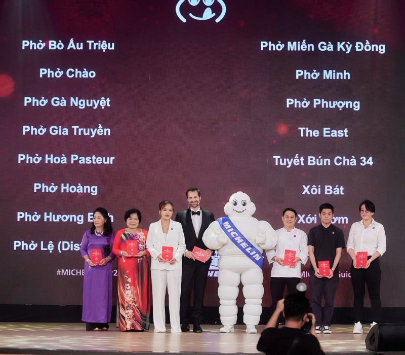 Phở Chào, từ gánh hàng rong đến danh hiệu Michelin Bib Gourmand 4