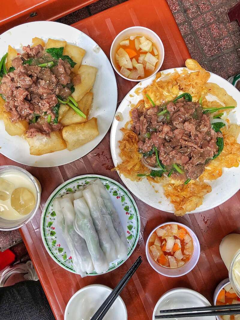 Phở cuốn Chinh Thắng, mỹ vị thủ đô được Michelin vinh danh 3