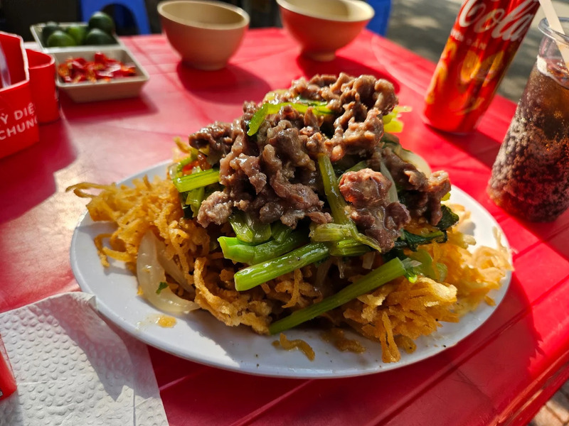 Phở cuốn Chinh Thắng, mỹ vị thủ đô được Michelin vinh danh 9