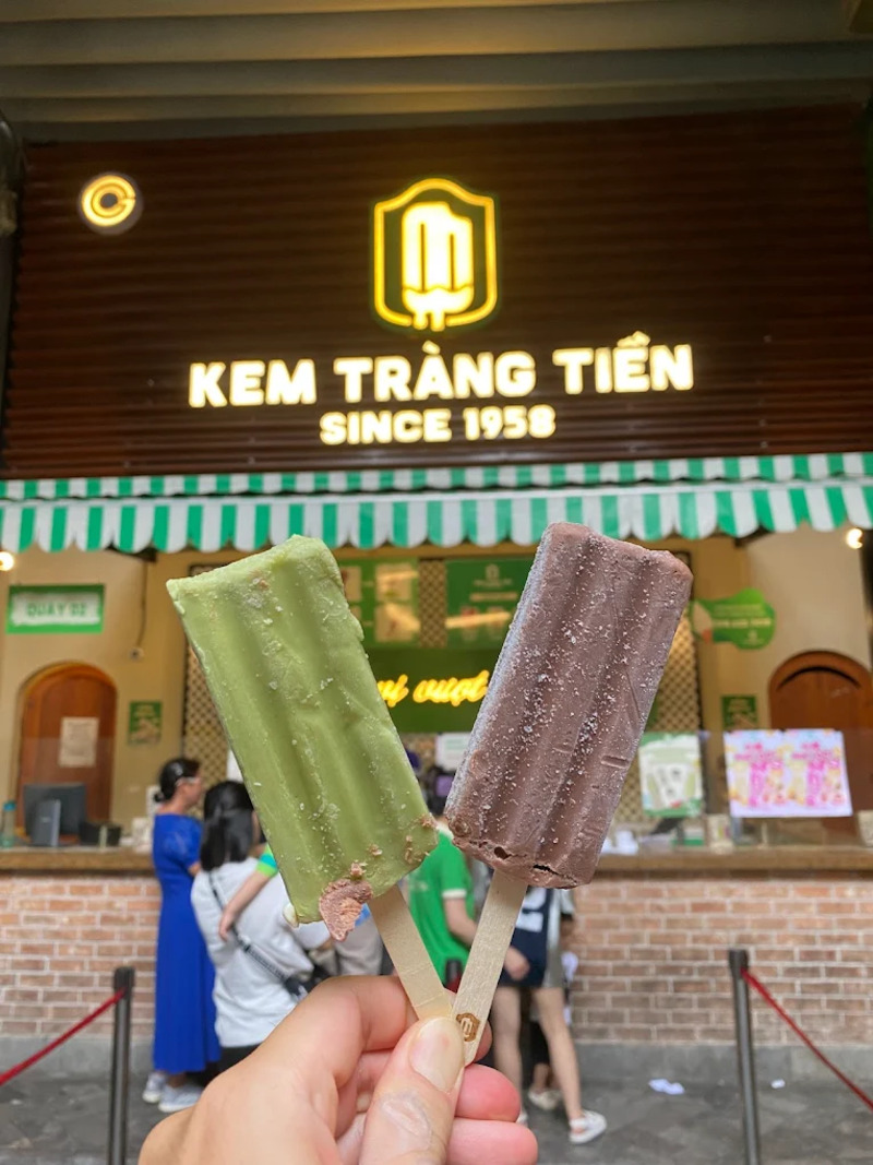Phố đi bộ Hồ Gươm, tinh hoa văn hóa Hà thành hội tụ 13