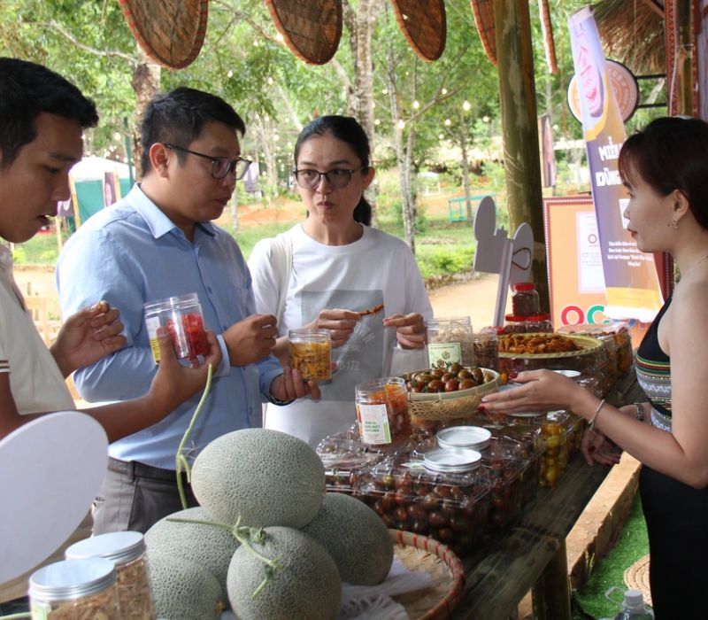 Phố đi bộ Măng Đen, điểm dừng chân lý tưởng giữa lòng Tây Nguyên 9