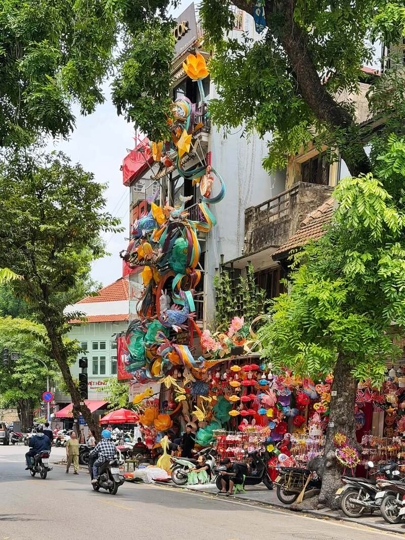 Phố Hàng Mã Trung thu 2026 màu sắc rực rỡ, náo nức 5