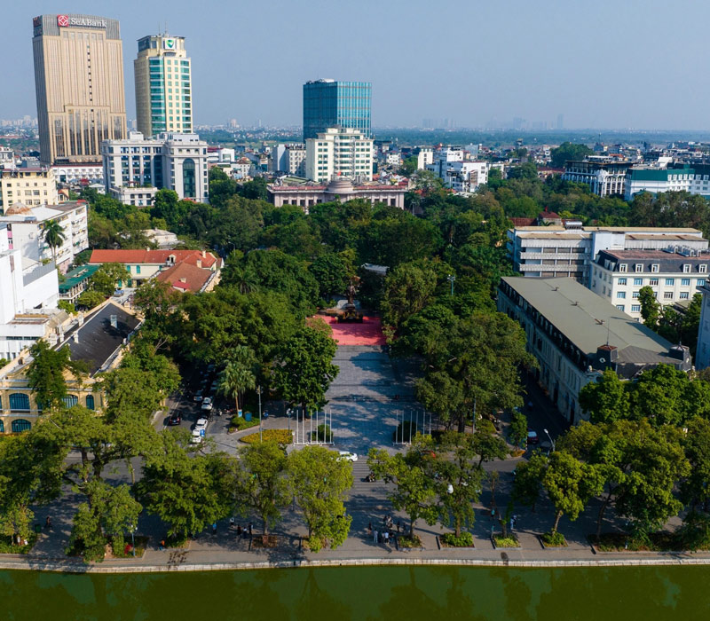 Phố Hồ Hoàn Kiếm, khám phá con phố ngắn nhất Hà Nội