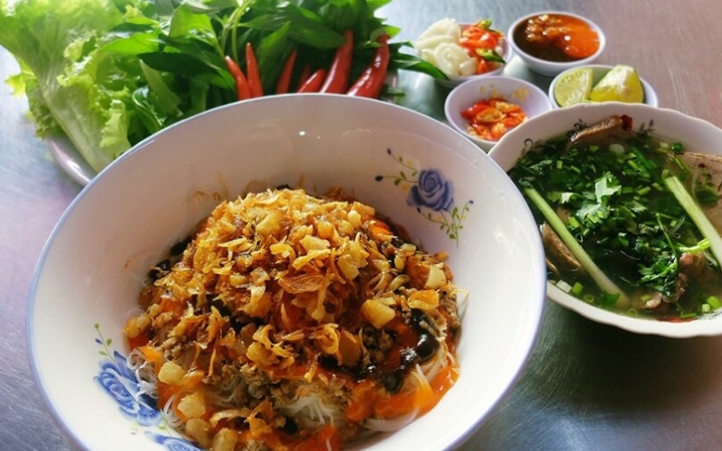 Danh sách 10 quán phở khô Gia Lai ngon tại Sài Gòn đậm đà 5