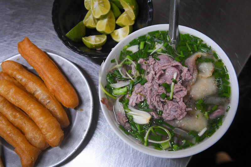 Phở Thìn Bờ Hồ nơi người Hà Nội tìm về để hoài niệm 3