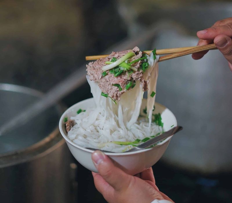 Phở Thìn Bờ Hồ nơi người Hà Nội tìm về để hoài niệm