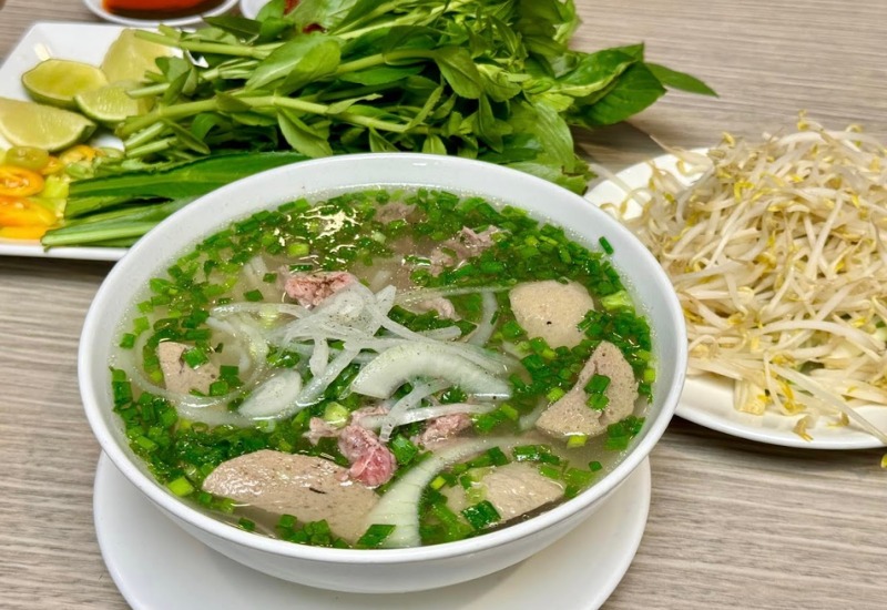 Top 12 quán phở bò Quận 3, TP. HCM thơm ngon nức tiếng 2