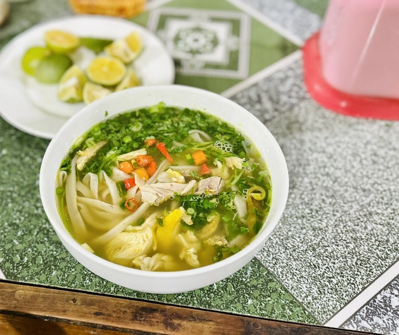 Tinh túy phở Tráng Kìm treo gió ở Hà Giang 9