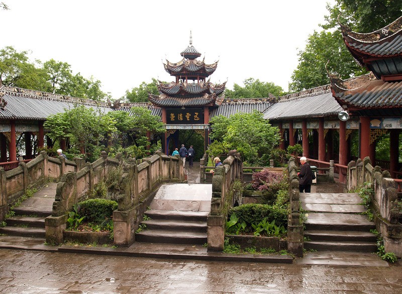 Tham quan Phong Đô: “Thành phố ma” bí ẩn ở Trung Quốc 4