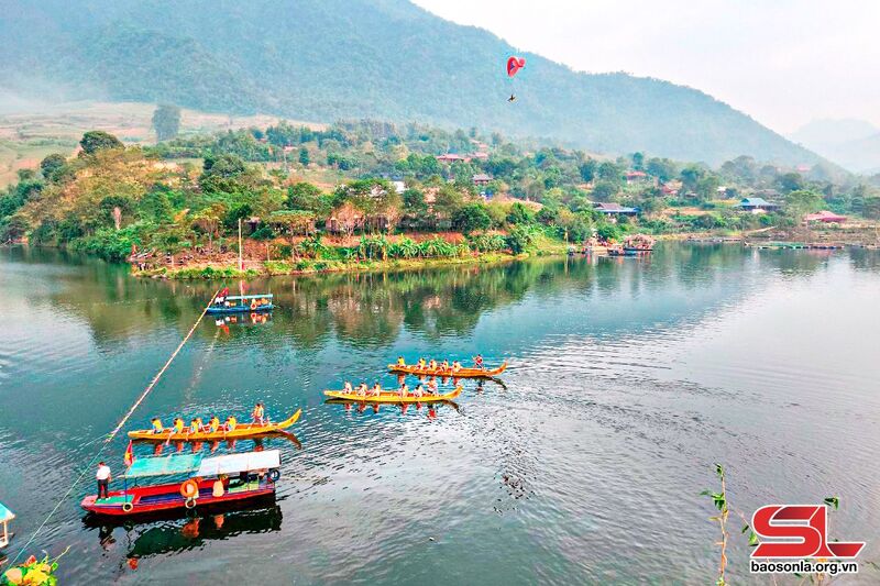 Du lịch Phù Yên Sơn La, khám phá hương sắc hoang sơ Tây Bắc 2