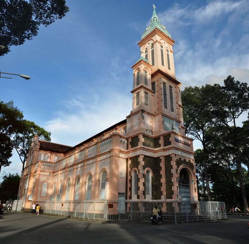 Khám phá phường Chợ Lớn với lịch sử, văn hóa đậm nét Hoa 11