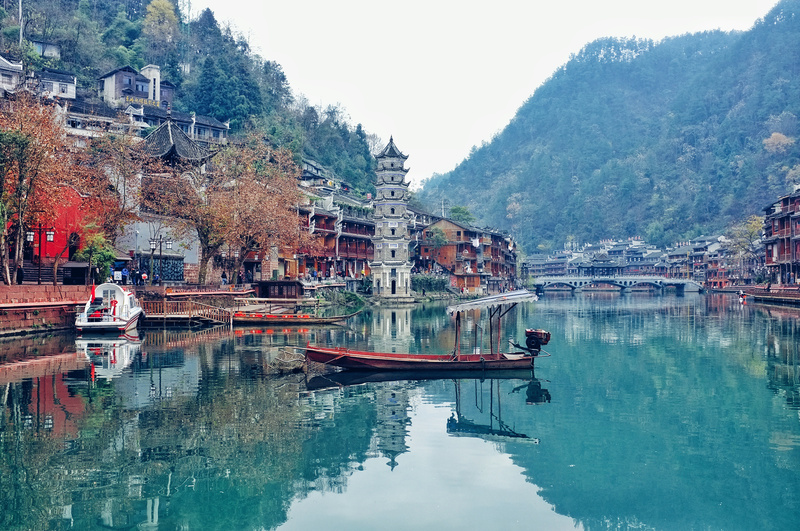 Review Phượng Hoàng Cổ Trấn và những điểm đến không thể bỏ lỡ 9